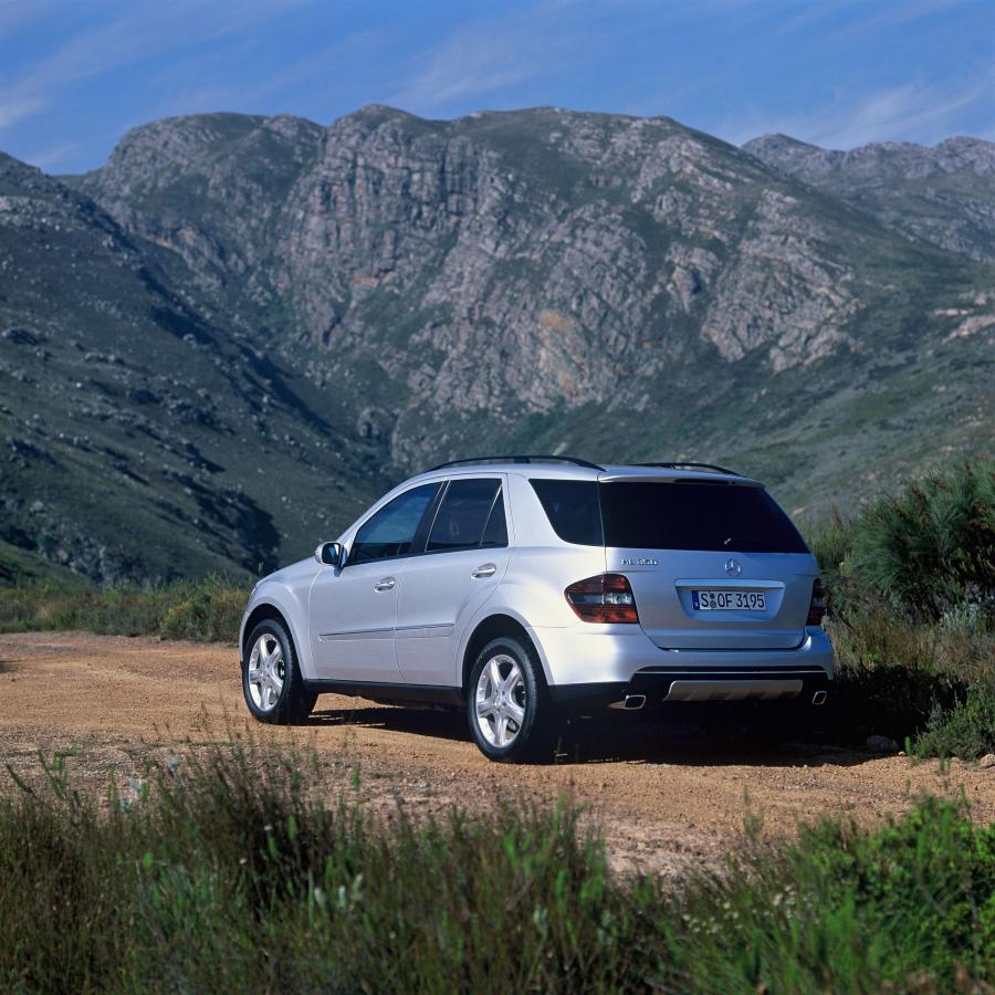  Mercedes-Benz ML-Class 2006 года  (фото 293 из 400)